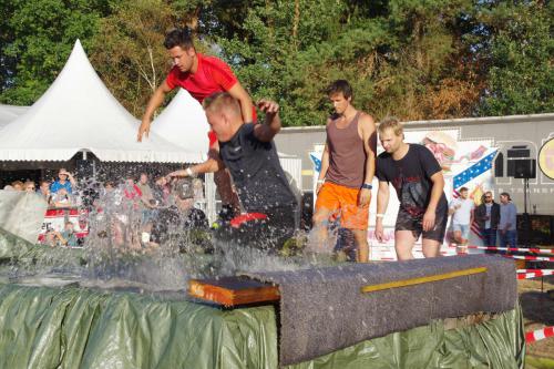 2018-Zomerfeest-Boomstamrollen-184