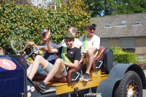 2024-Zomerfeest-Optocht-147