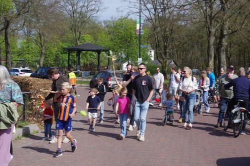 2025-PaasSpektakel-eierenzoeken-5